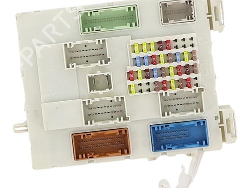 Fuse box FORD KUGA II (DM2) 1.6 EcoBoost 4x4 | BP37462760E1 - Image 5