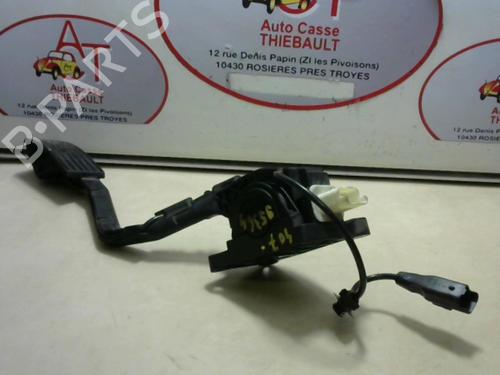 Pedal PEUGEOT 407 (6D_) 2.0 HDi 135 (6DRHRH, 6DRHRE, 6DRHRG, 6DRHRJ) (136 hp) 30781933