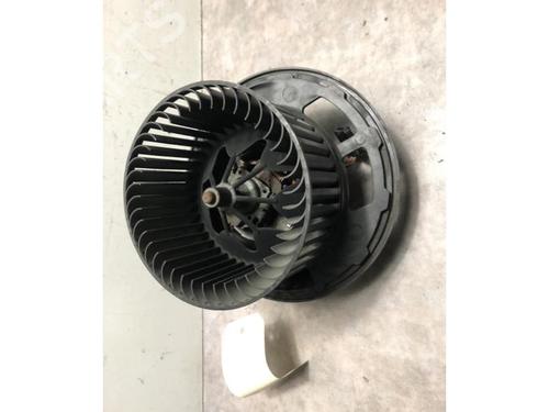 Heater blower motor BMW 1 (E87) 118 d | BP20617368M62 