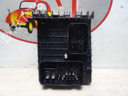 Fuse box VW GOLF PLUS V (5M1, 521) 1.9 TDI | BP28286873E1 