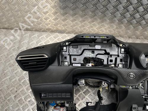 Dashboard PEUGEOT 208 II (UB_, UP_, UW_, UJ_) 1.2 PureTech 100 | BP31245871C46