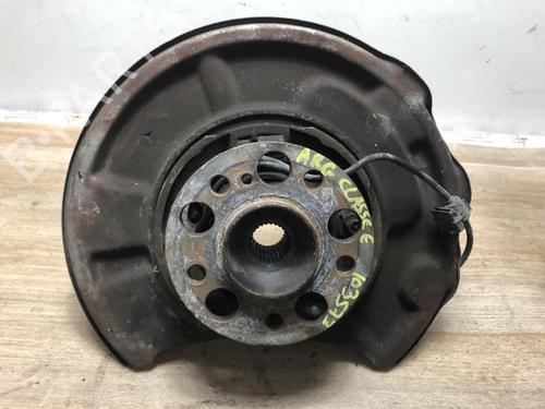 Used Left rear steering knuckle MERCEDES-BENZ E-CLASS (W211) E 270 CDI (211.016) (177 hp) 20613058