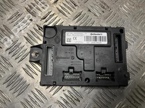 Used Fuse box DACIA SANDERO II 1.5 dCi (90 hp) 32452309