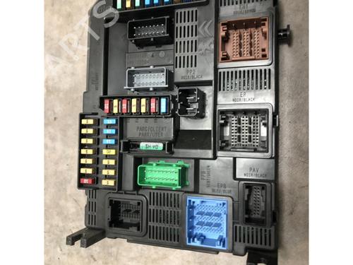 Used Fuse box PEUGEOT 2008 I (CU_) 1.5 BlueHDI 100 (102 hp) 20619855