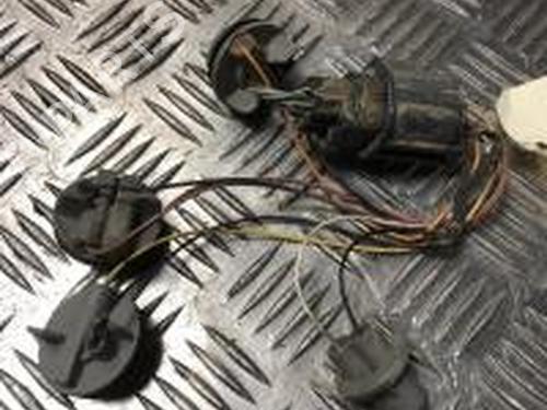 Używane Lampa oświetlenia tablicy rejestracyjnej FORD FOCUS III 1.6 TDCi (95 hp) 30755194