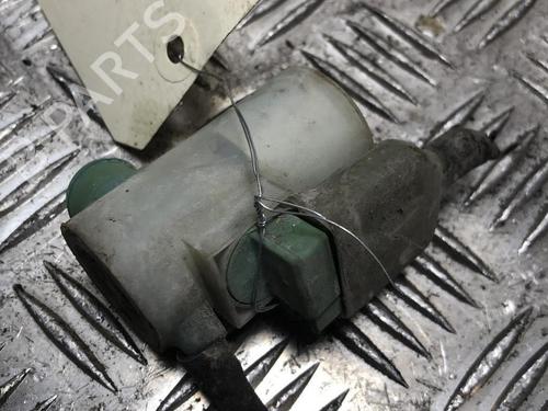 Used Washer pump SUZUKI SWIFT III (MZ, EZ) 1.3 (RS413, ZC11S) (92 hp) 31245074