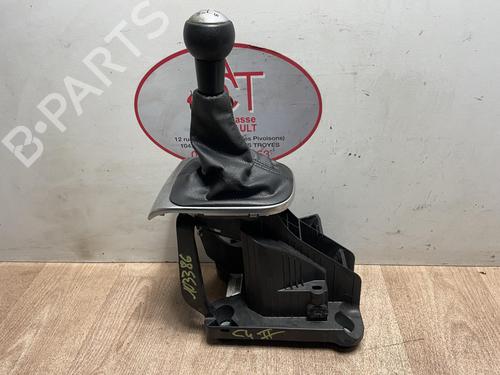Used Gear lever CITROËN C4 II (NC_) 1.6 HDi 90 (92 hp) 13265096