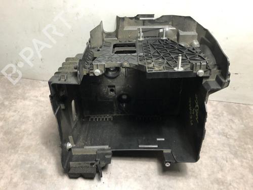 Støtte RENAULT MEGANE IV Hatchback (B9A/M/N_) 1.6 dCi 130 (B9A4) (130 hp) 20619272