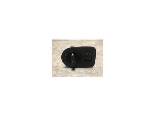 Hovedlysbryter SEAT IBIZA IV (6J5, 6P1) 2.0 TDI (143 hp) 23068882