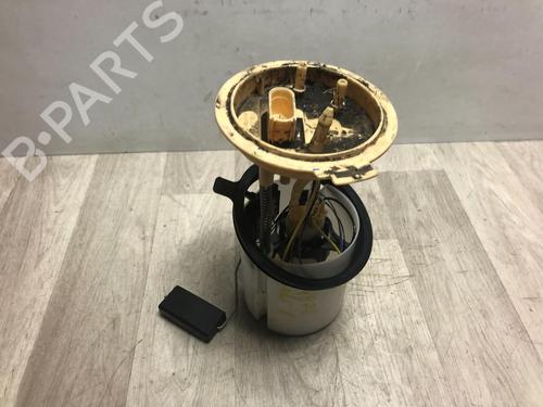 Used Fuel pump VW GOLF VI (5K1) 2.0 TDI (110 hp) 23109506