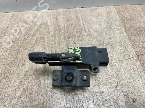 Used Electronic sensor HYUNDAI TRAJET (FO) 2.0 CRDi (113 hp) 13109550