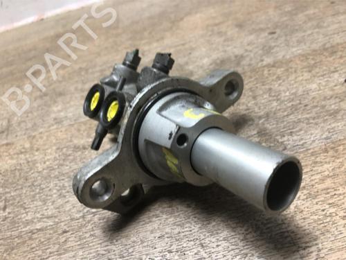 Used Brake master cylinder RENAULT LAGUNA III (BT0/1) 1.5 dCi (BT00, BT0A, BT0T, BT1J) (110 hp) 20623218