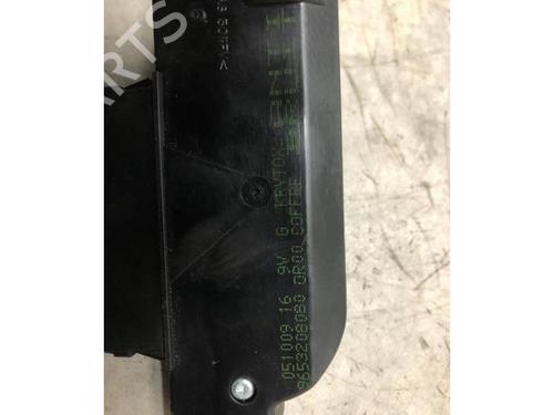 Tailgate lock PEUGEOT 407 (6D_) 1.6 HDi 110 (6D9HZC, 6D9HYC) | BP21070609C101 
