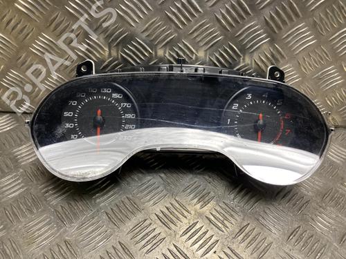 Used Instrument cluster FIAT TIPO Saloon (356_, 357_) 1.4 (356SXA1B) (95 hp) 32001759