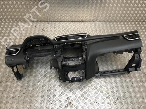 Instrumentbord NISSAN QASHQAI II (J11, J11_) 1.2 DIG-T (115 hp) 31244131