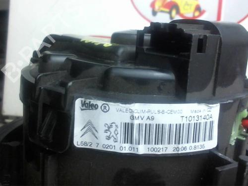 Heater blower motor PEUGEOT 208 I (CA_, CC_) 1.2 VTI 82 | BP15786150M62