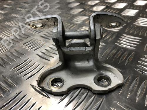 Used Hinge/Door check strap TOYOTA YARIS (_P9_) 1.4 D-4D (NLP90_, NLP90R) (90 hp) 23036854