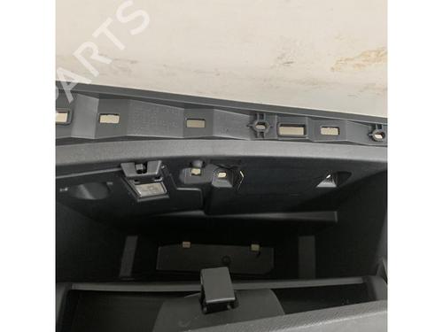 Glove box RENAULT MEGANE III Hatchback (BZ0/1_, B3_) 1.5 dCi (BZ09, BZ0D, BZ1W, BZ29, BZ14) | BP13226602C95 