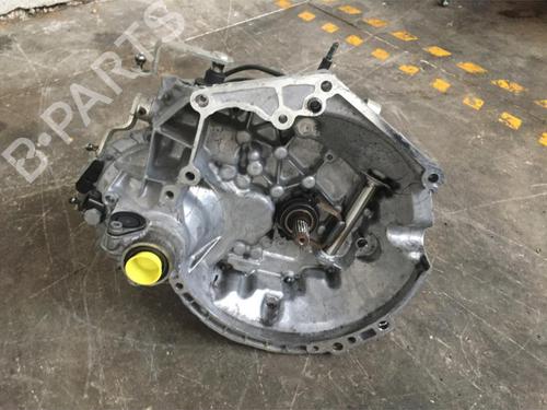 Used Gearbox PEUGEOT 206 Hatchback (2A/C) 1.4 i (75 hp) 13276626