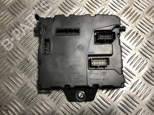 Centralita motor RENAULT MASTER III Van (FV) 2.3 dCi 130 FWD (FV0M, FV0Y, FV0J, FV02, FV03) (130 hp) 32985228