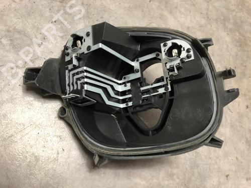 Used Licence plate light PEUGEOT 208 I (CA_, CC_) 1.6 HDi / BlueHDi 75 (75 hp) 20624011