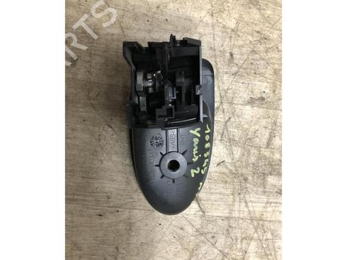 Front right interior door handle TOYOTA YARIS (_P9_) 1.33 VVT-i (NSP90_, NSP90R) | BP20719081I14 