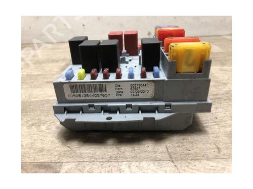 Fuse box ALFA ROMEO 159 (939_) 1.9 JTDM 8V (939AXE1B) | BP23871305E1