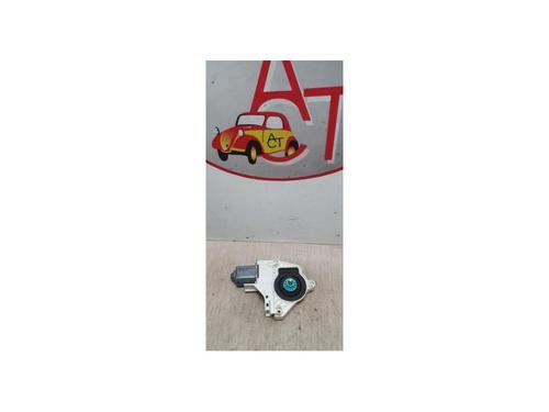 Right rear window motor AUDI Q5 (8RB) 2.0 TFSI quattro 8K0959812A