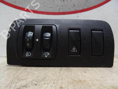 Used Switch RENAULT GRAND SCÉNIC III (JZ0/1_) 1.5 dCi (JZ09, JZ0D, JZ10, JZ14, JZ1G, JZ29, JZ2C) (110 hp) 12964397