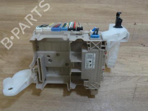 Used Fuse box PEUGEOT 108 1.2 (82 hp) 32069526