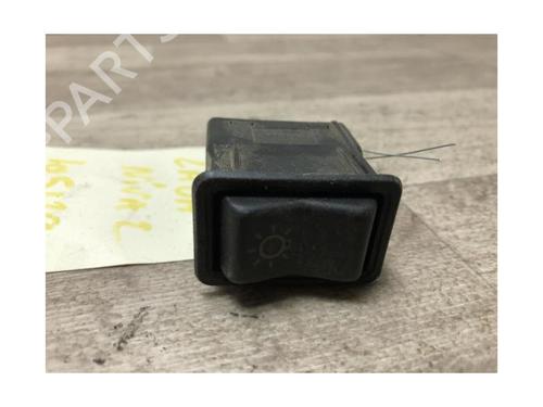 Switch LADA NIVA Closed Off-Road Vehicle (2121, 2131) 1700 i 4x4 | BP23870756I30 