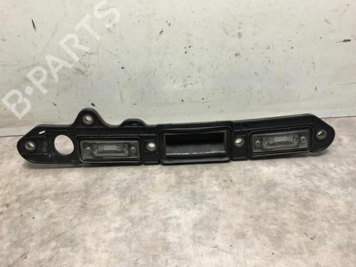 Used Tailgate handle VW GOLF PLUS V (5M1, 521) 1.9 TDI (105 hp) 28524466