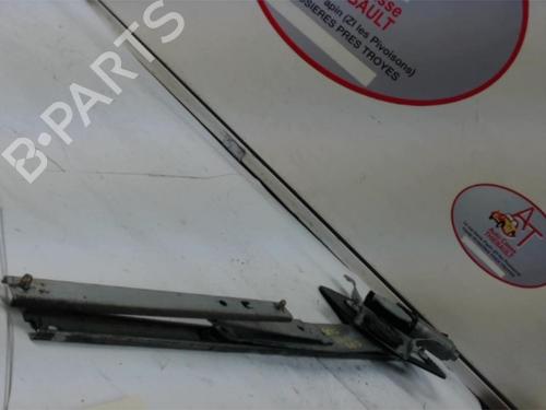 Used Front right window mechanism DAEWOO KALOS (KLAS) 1.4 (83 hp) 30780156