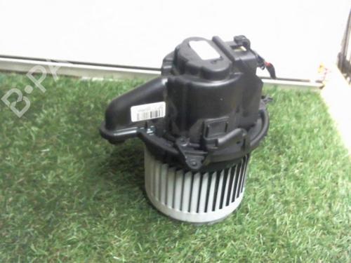 Heater blower motor RENAULT CLIO IV (BH_) 1.5 dCi 75 | BP15786076M62