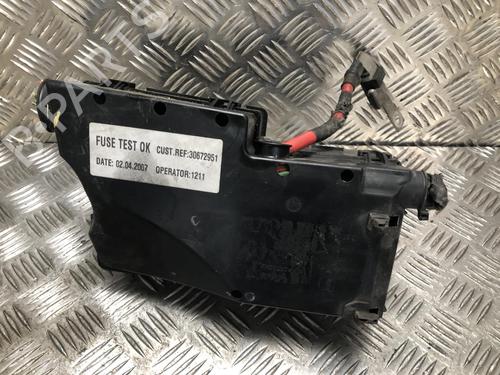 Used Fuse box VOLVO C30 (533) 1.6 D (109 hp) 31202493