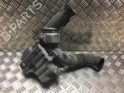 Used Air filter box HONDA ACCORD VII Tourer (CM, CN) 2.2 i-CTDi (CN2) (140 hp) 24492980