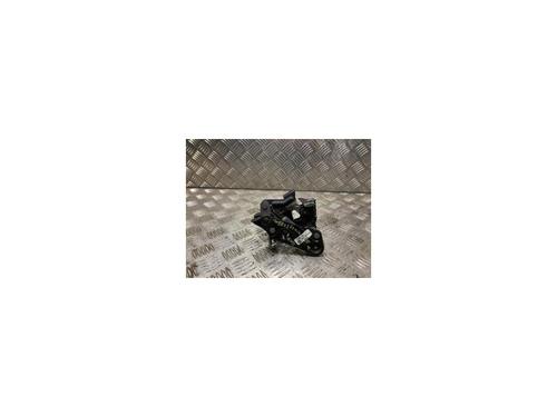 Used Hood lock BMW 5 Gran Turismo (F07) 535 i (306 hp) 27726807