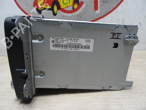 Radio Radio VW GOLF V (1K1) 1.9 TDI (105 hp) 33796545 33796545