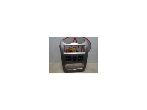 Used Warning switch DACIA SANDERO 1.4 (BS0C, BS0A, BS0G, BS1F, BS0E) (75 hp) 13228859