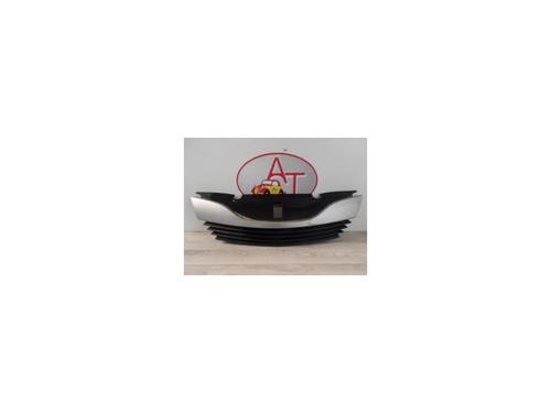 Used Grille RENAULT LAGUNA II Grandtour (KG0/1_) 1.9 dCi (KG0G) (120 hp) 15784126