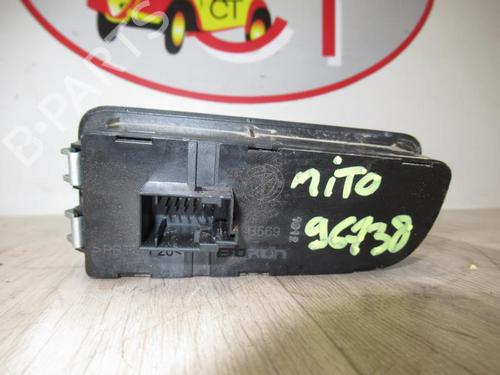 Used Switch ALFA ROMEO MITO (955_) 1.4 (955.AXB1B, 955.AXU1A) (78 hp) 12964091