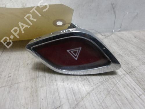 Used Warning switch CITROËN DS3 (SA_) 1.6 HDi 115 (114 hp) 13228927