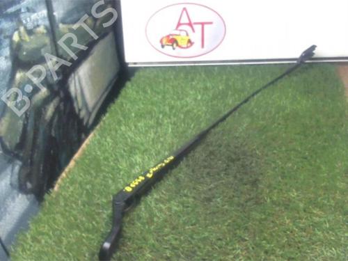 Front windshield wiper arm RENAULT TWINGO II (CN0_) 1.2 16V (CN04, CN0B) | BP22790958C143 