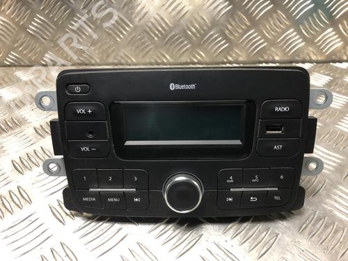 Used Radio DACIA LOGAN MCV II 1.0 SCe 75 (73 hp) 25376733