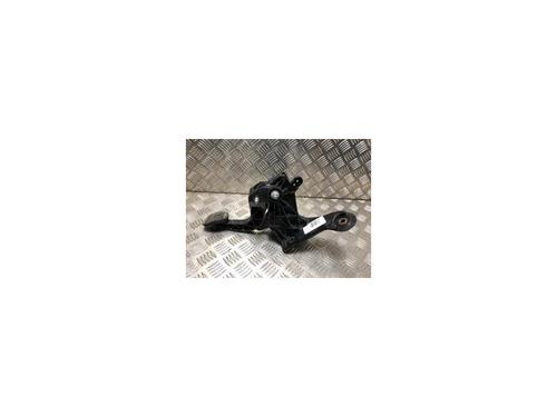 Used Clutch pedal PEUGEOT 208 II (UB_, UP_, UW_, UJ_) 1.5 BlueHDI 100 (102 hp) 24931812