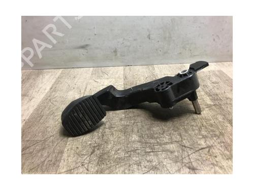 Clutch pedal CITROËN C4 CACTUS 1.6 BlueHDi 100 | BP20625284I13