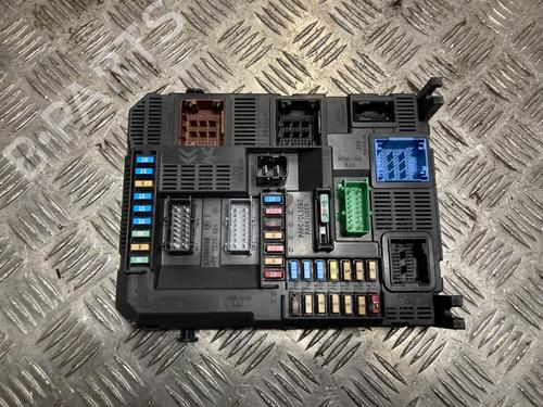 Used Fuse box CITROËN C4 CACTUS 1.2 THP 110 (110 hp) 31204339
