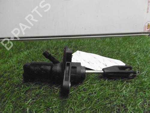 Clutch slave cylinder MITSUBISHI COLT VI (Z3_A, Z2_A) 1.3 (Z21A) | BP13130617M113