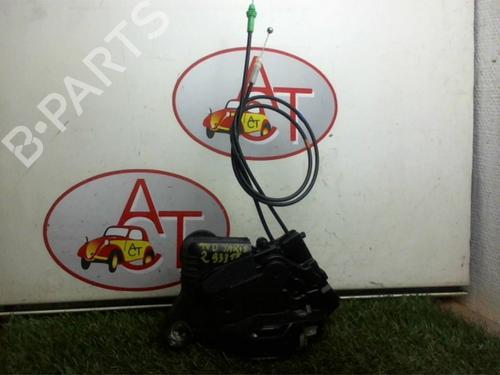 Used Front right lock TOYOTA YARIS (_P9_) 1.4 D-4D (NLP90_, NLP90R) (90 hp) 20630920