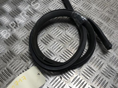 Used Rubber door seal NISSAN PIXO (UA0) 1.0 (68 hp) 31243924